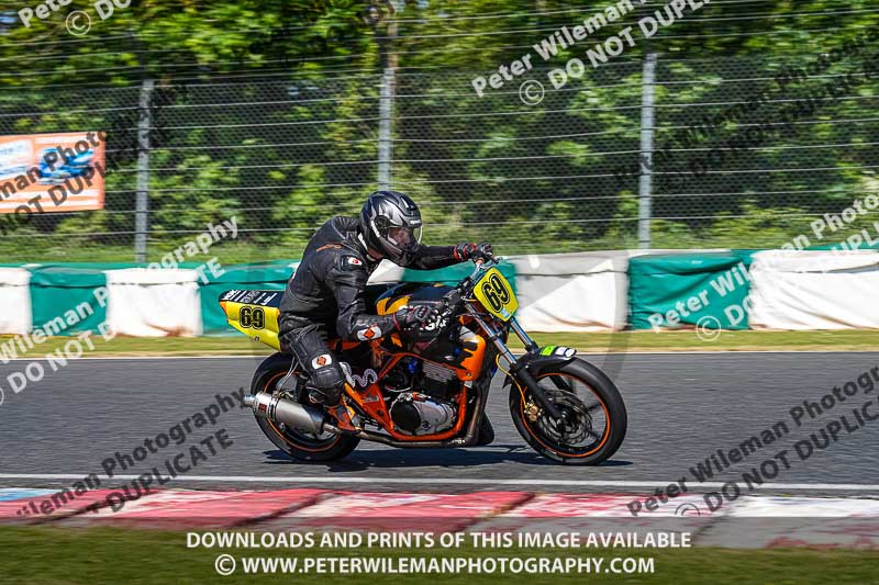 enduro digital images;event digital images;eventdigitalimages;mallory park;mallory park photographs;mallory park trackday;mallory park trackday photographs;no limits trackdays;peter wileman photography;racing digital images;trackday digital images;trackday photos